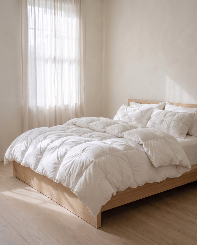 Premium goose down duvet, pinch-pleat, vertical hero