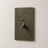 Bronze with Patina::1 Gang