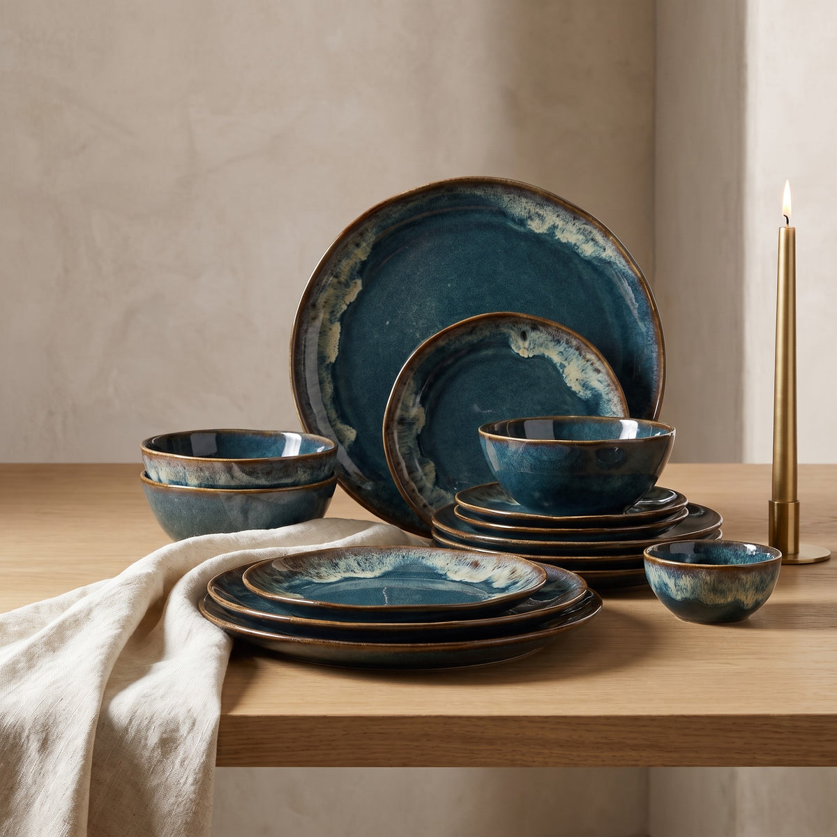 Spritz Irregular Dinnerware Set (Set of 12 plates) — lifestyle