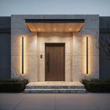 Outdoor Sleek Wall Light