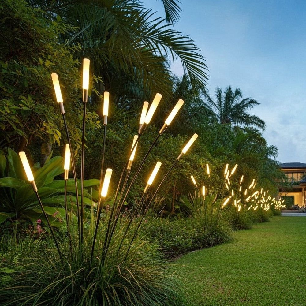 Reed Garden Light (Outdoor Solar) – Articture