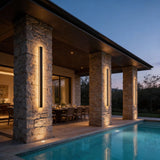 Outdoor Sleek Wall Light