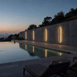 Outdoor Sleek Wall Light