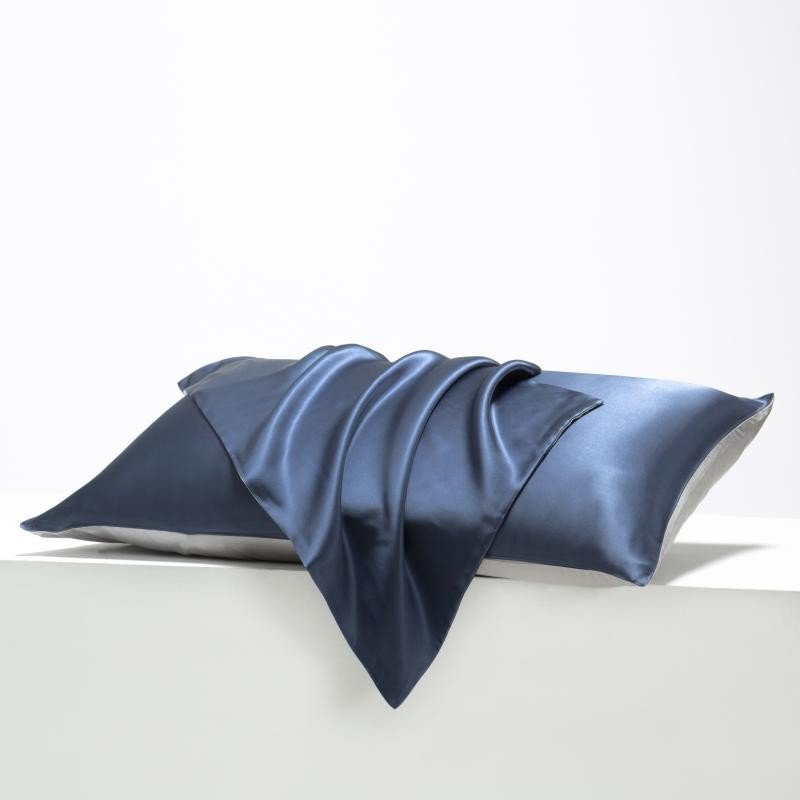 Articture Premium Mulberry Silk Pillow Case Set — lifestyle