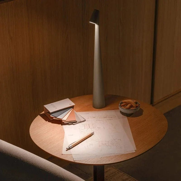 Bitsy Slim Lamp