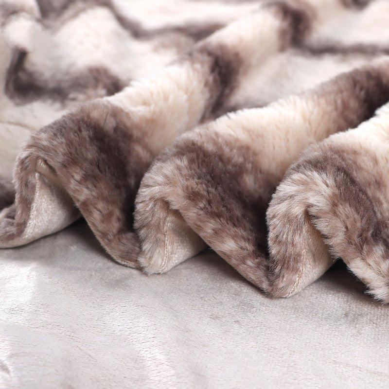 Browned Faux Fur Blanket Throw Articture